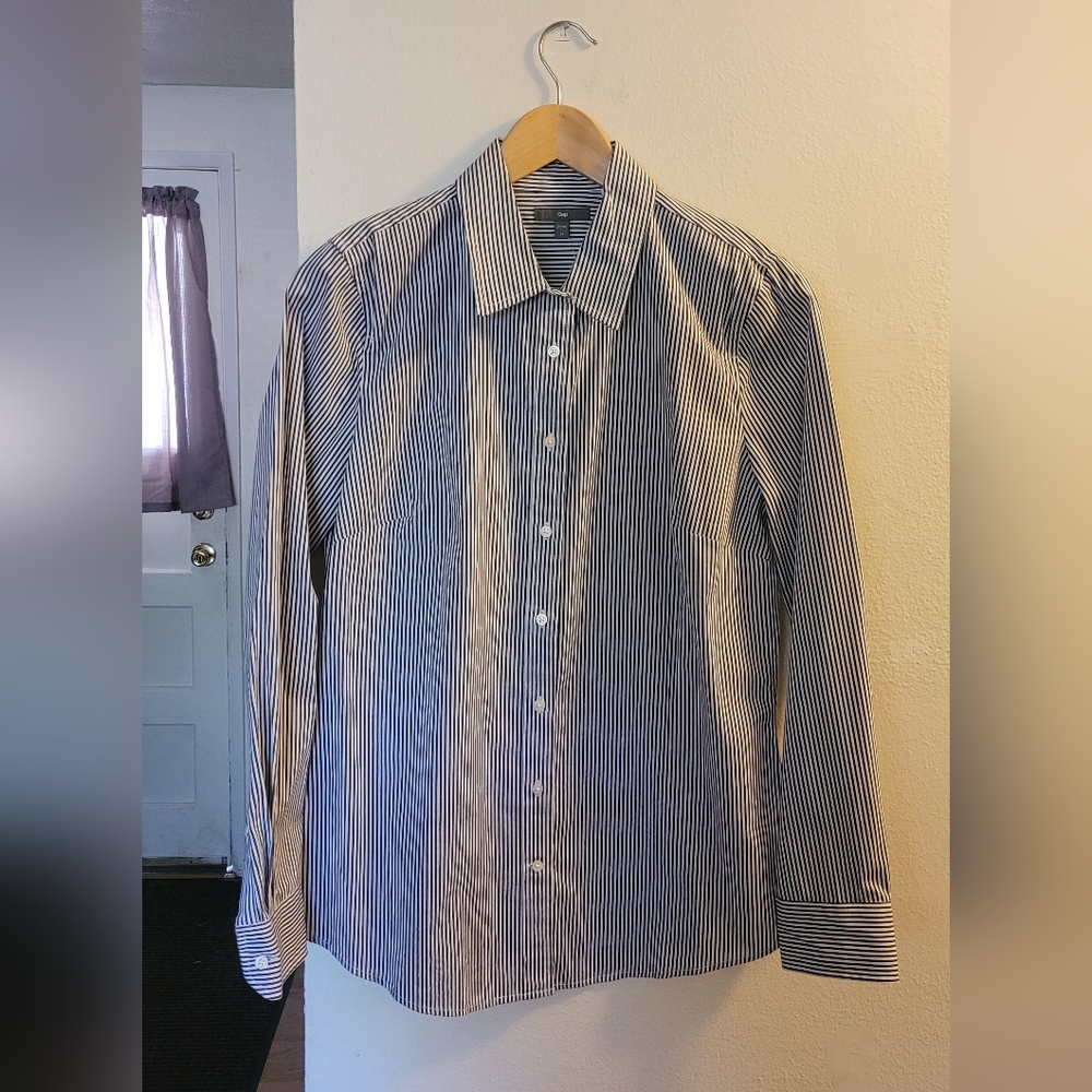GAP Blue and White Striped Button Down top